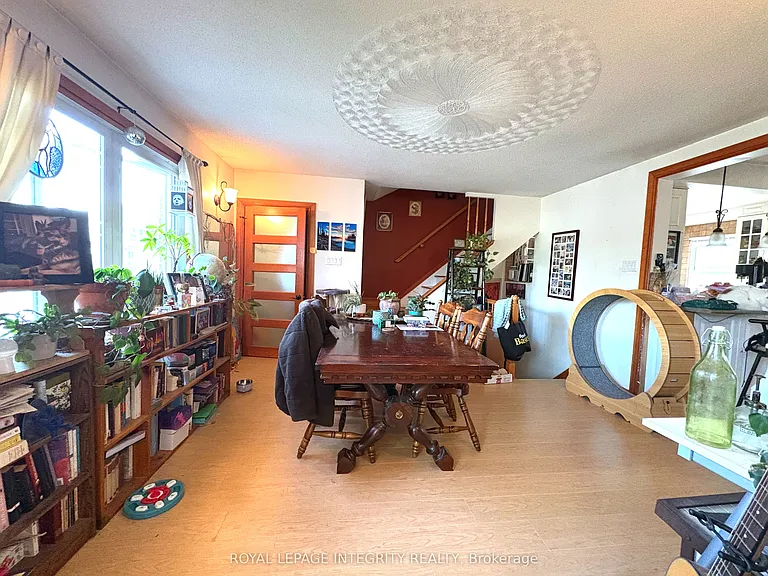 1222 Dorchester Ave — Photo 7