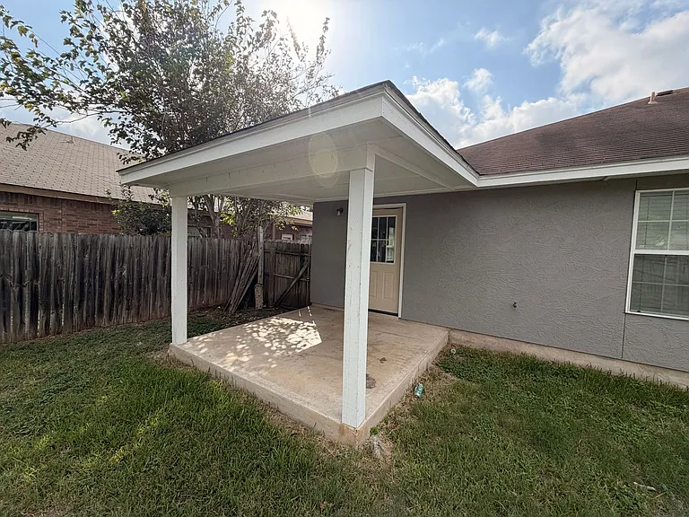 239B Rosalie Dr — Photo 16