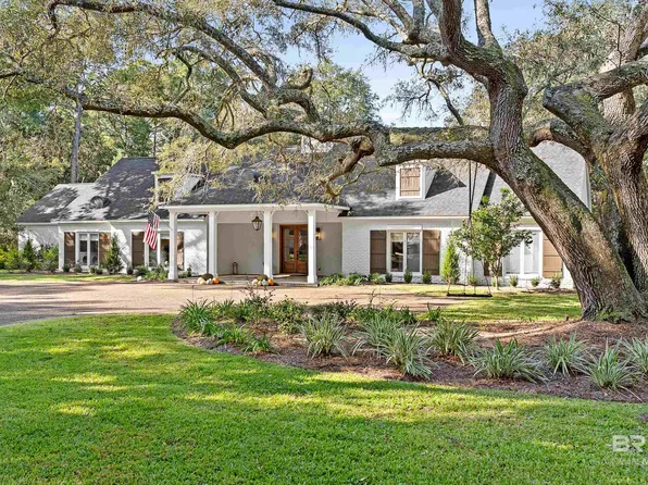 18247 Woodland Dr, Fairhope, AL 36532