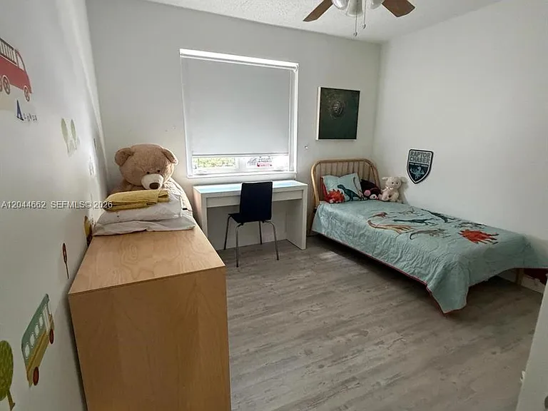 2401 SW 16th Ct — Photo 31