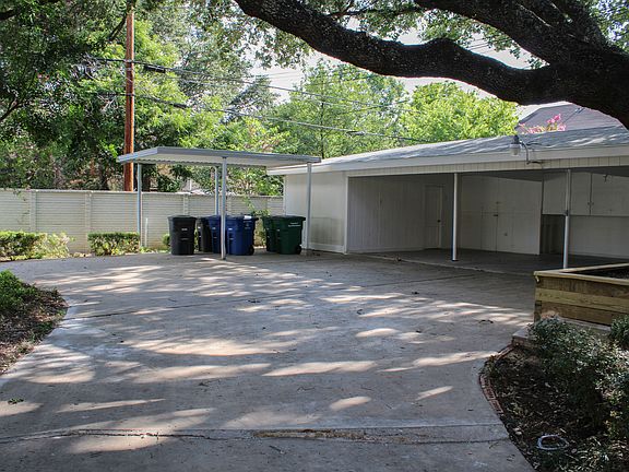 5th image of 331 E Rosewood Ave