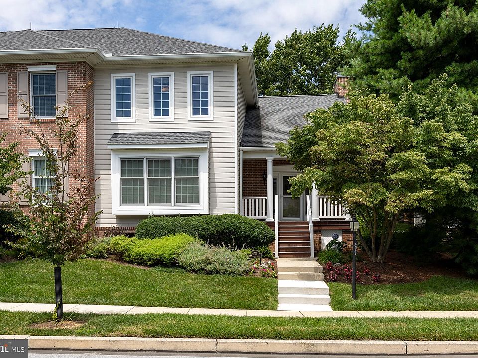 1st image of 566 Gramercy Ln