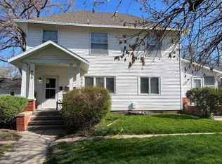 415 W 22nd St, Kearney, NE 68845