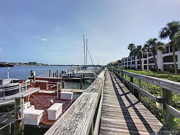 4th image of 428 Bouchelle Dr APT 103