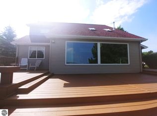 5384 Indian Trail Rd, Arcadia, MI 49613