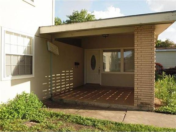 3rd image of 1402 Casa Verde Dr