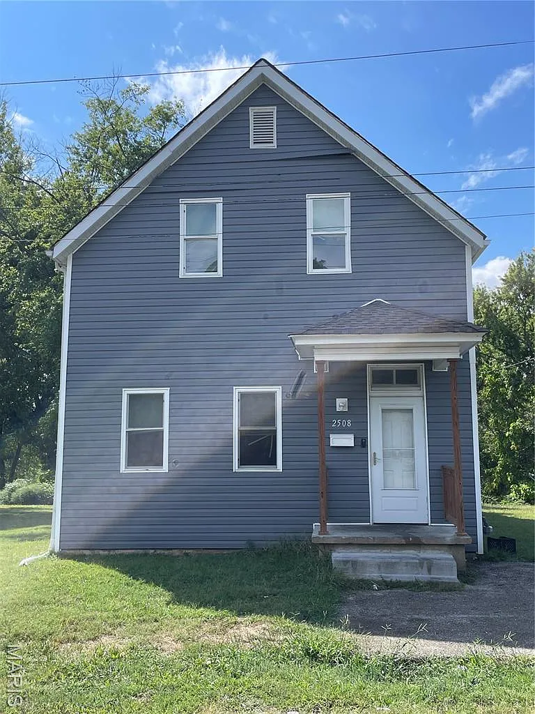 2508 Main St photo 1