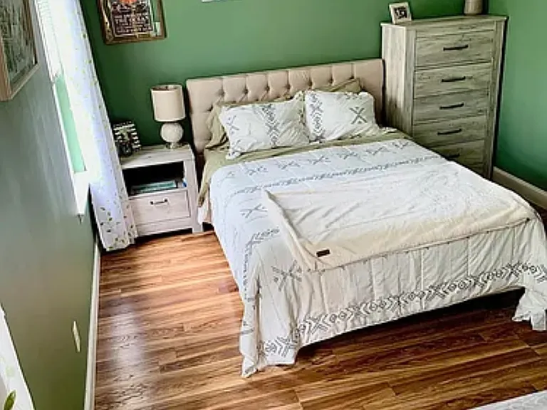 601 Tisbury Ln — Photo 18