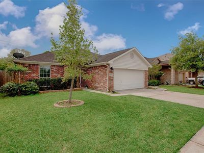 207 Midtown Park Dr, Alvin, TX, 77511