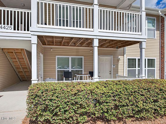 3rd image of 4425 Jay Bird Circle Unit 107