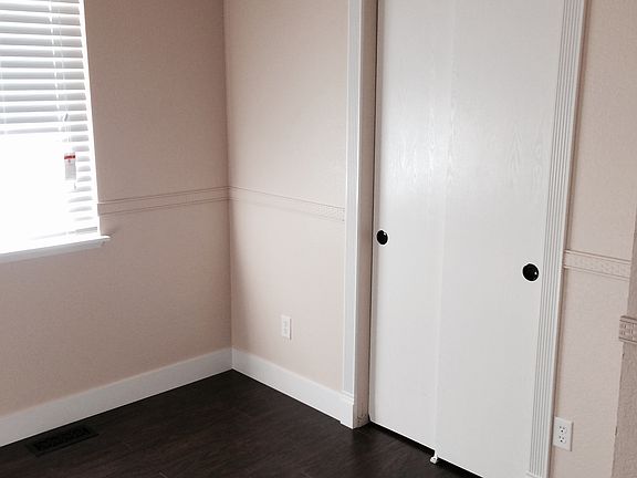 5th image of 7027 66th St NE