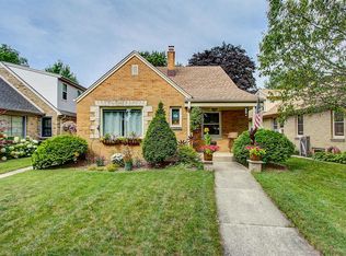 2909 N 84th St, Milwaukee, WI 53222