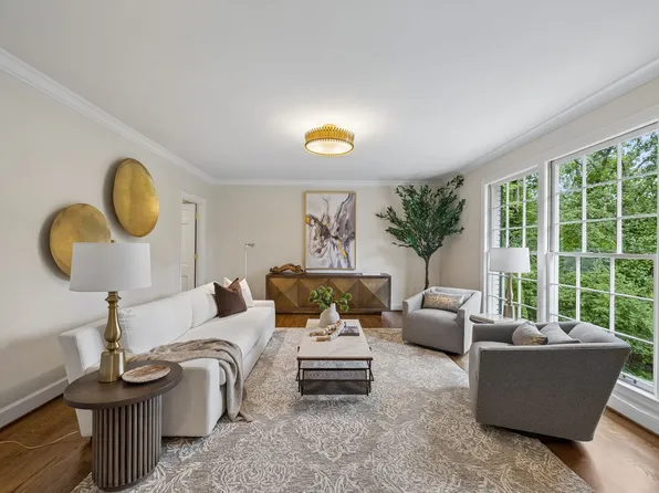 6004 Hillsboro Pike, Nashville, TN 37215