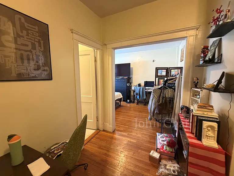64 Woodstock Ave #9 — Photo 14