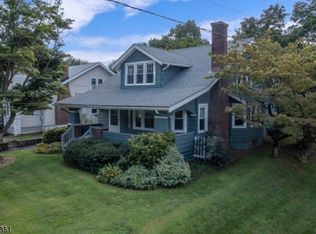 21 Main St, Lebanon, NJ 08833