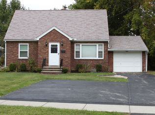 95 4th Ave, Lancaster, NY 14086