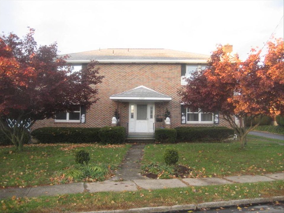 1st image of 2009 Easton Ave