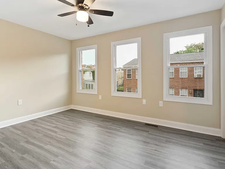 1205 Wilcox St — Photo 16