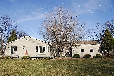 2nd image of 4151 Byron Rd