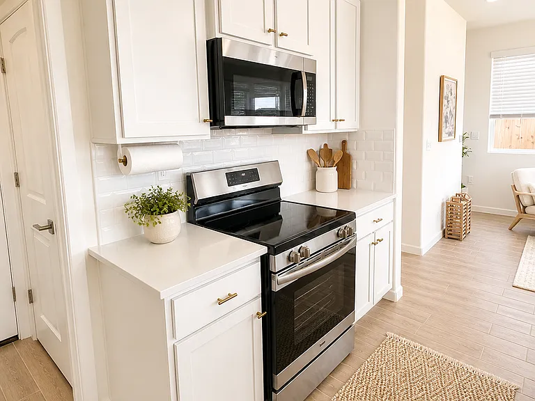 2110 N Brindac Ln — Photo 4