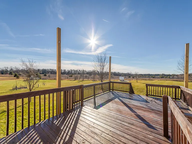 6918 Peninsula Dr NE — Photo 32