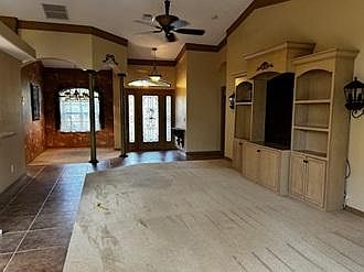 4th image of 1267 Petronia St
