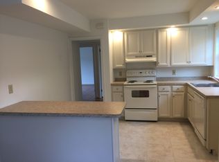 2712 Park St APT D, Reading, PA 19606