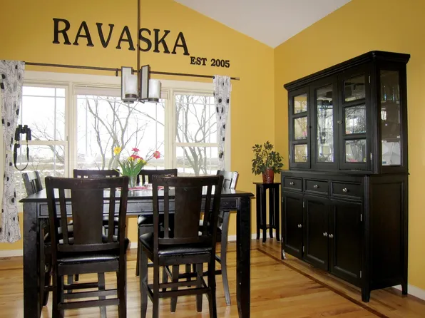 73749 190th St, Dassel, MN 55325