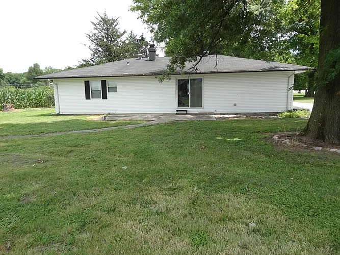 2105 N Bluff Rd — Photo 14