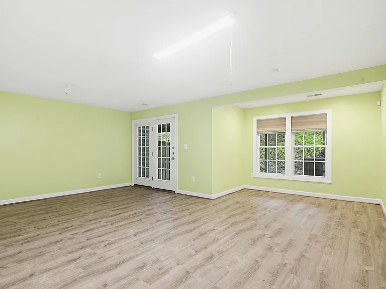 10635 Hillingdon Rd — Photo 28