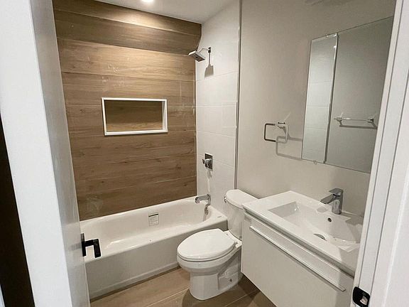 4th image of 261 S 60th St #1