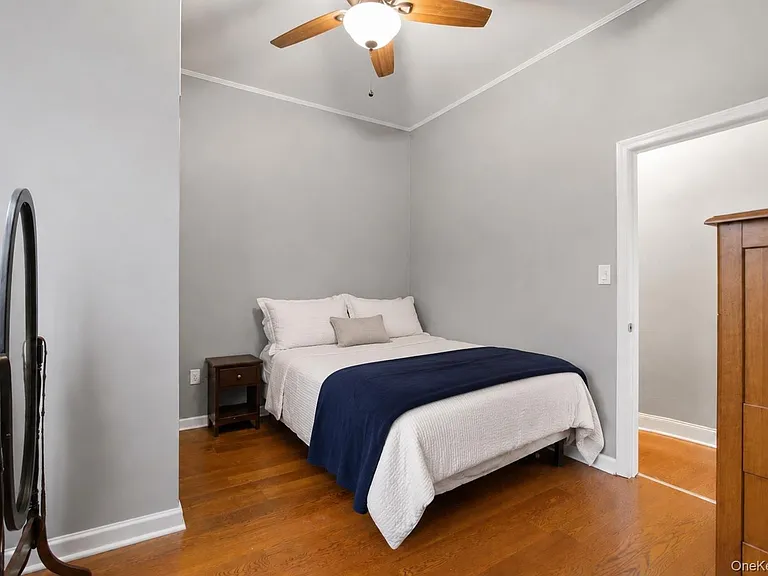 11 Bell Ln — Photo 7