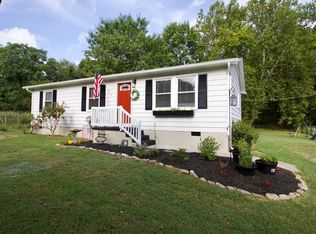 1787 Stoney Battery Rd, Troutville, VA 24175