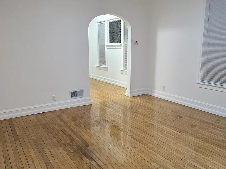 1114 College St N #1144 — Photo 14