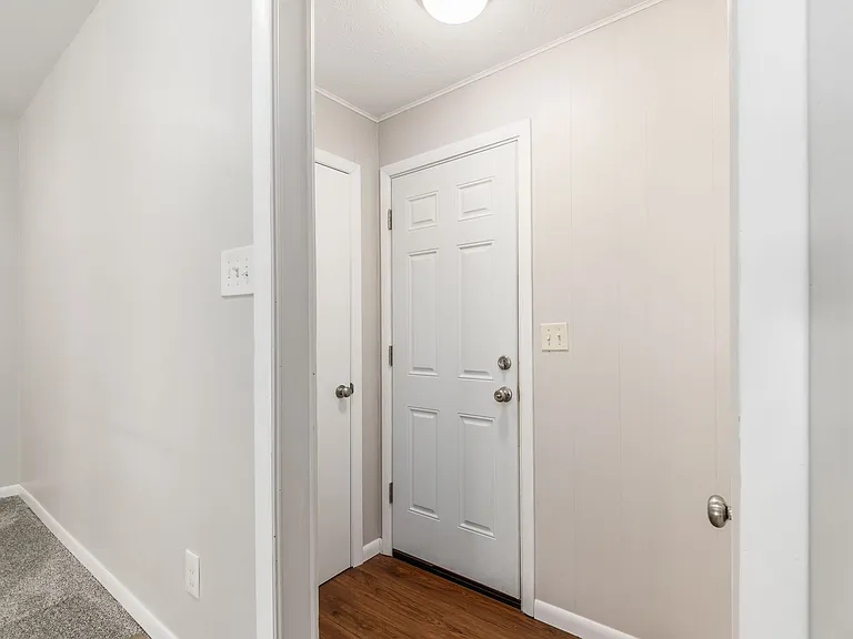 826 Doherty Rd — Photo 26