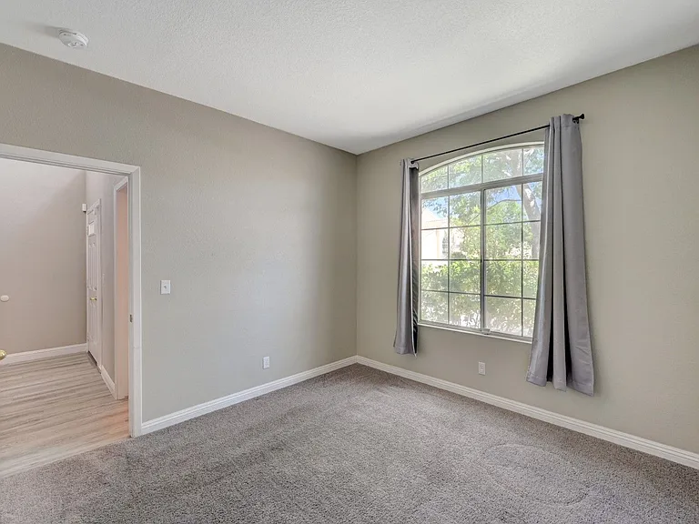 9421 Valley Hills Ave — Photo 37