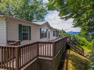 88 Howell Rd, Franklin, NC 28734