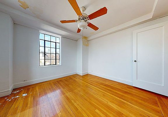 5th image of 1 Christopher St APT 12A