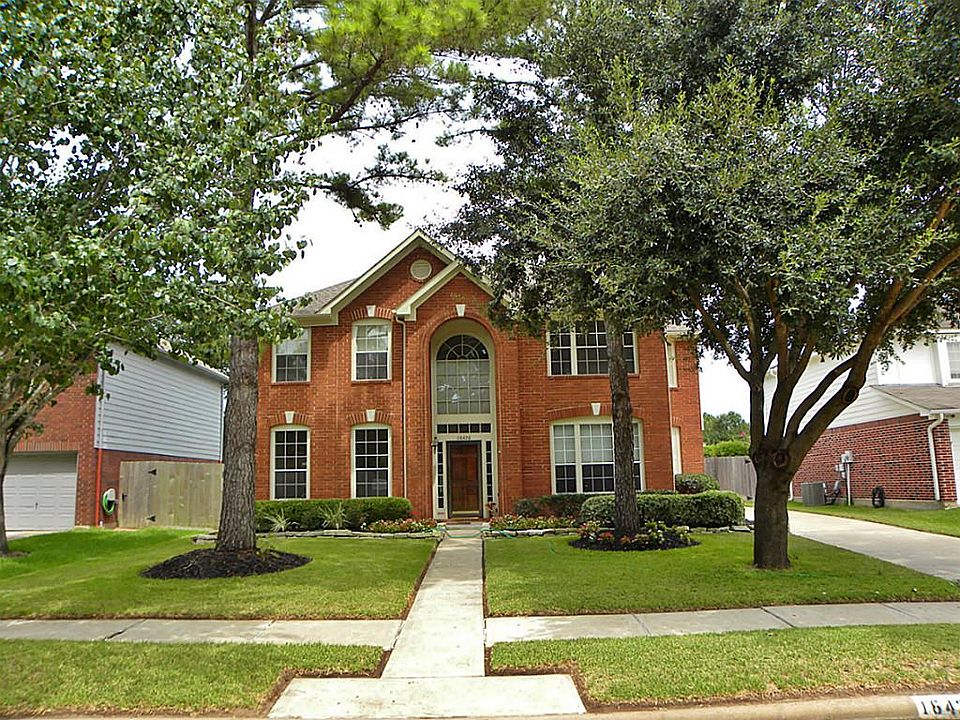 1st image of 16426 Crossfield Dr