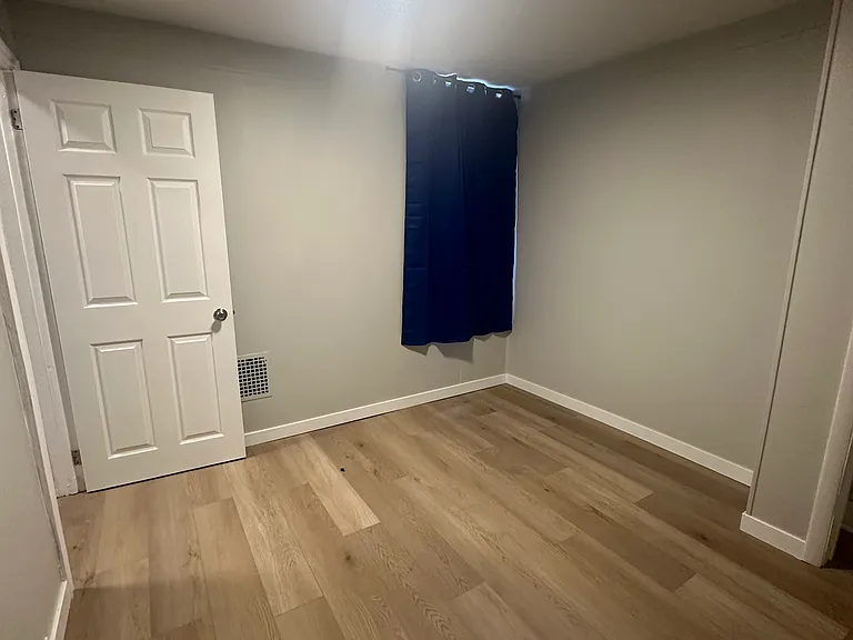 3850 N Delhi St — Photo 13