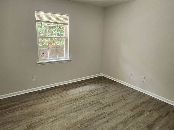 5th image of 612 Davie Ave #K