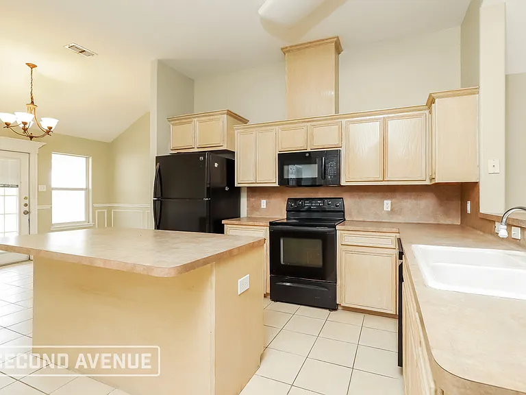 7021 San Benito Dr — Photo 11