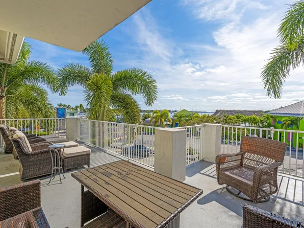 305 E Ocean Avenue #Th-7, Lantana, FL 33462