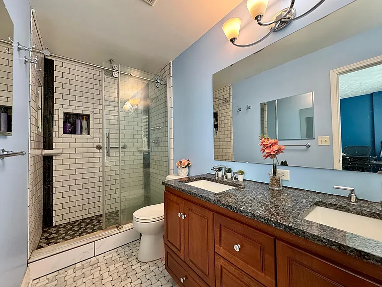 233 Grace Manor Dr — Photo 10