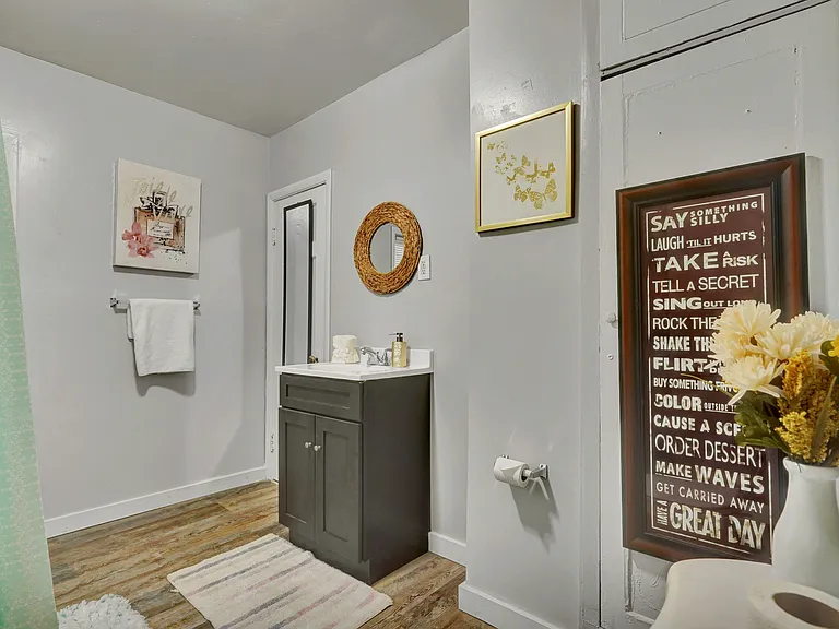 83 Pullman Ave #2 — Photo 15