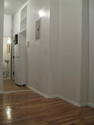 Rented by Tower Brokerage | media 14