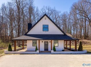 214 Little Lones Rd, Huntsville, AL 35811