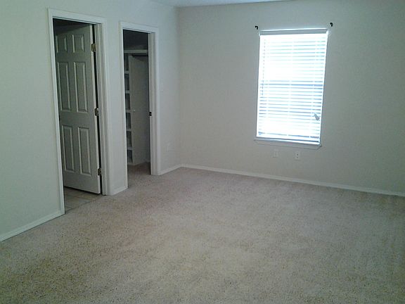 4th image of 522 S Abilene Ave APT 2