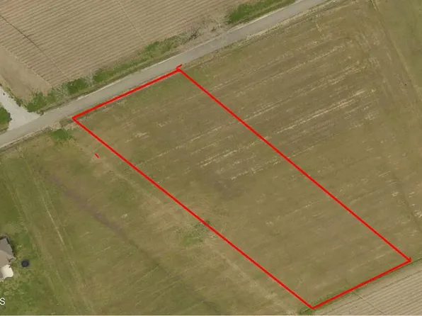 1044 Cecil Watkins Rd, Arnaudville, LA 70512