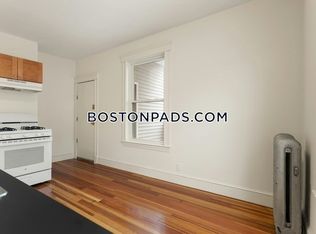 20 Fairmount St #3, Dorchester Center, MA 02124